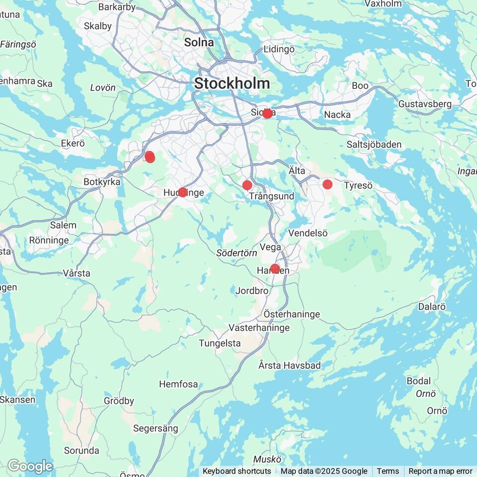 Butiker med rea-varor nära Årsta havsbad, Södermanland