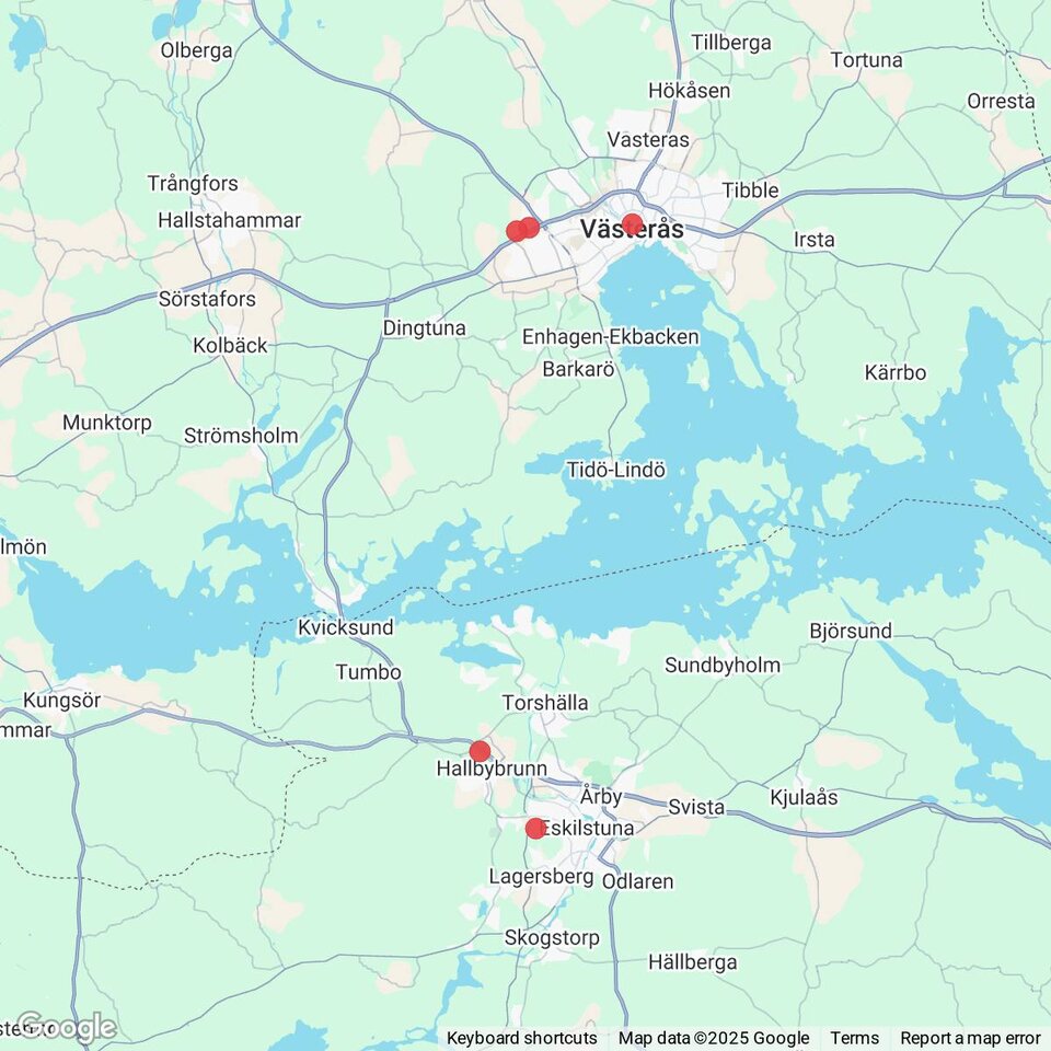 Butiker med rea-varor nära Dingtuna, Västmanland