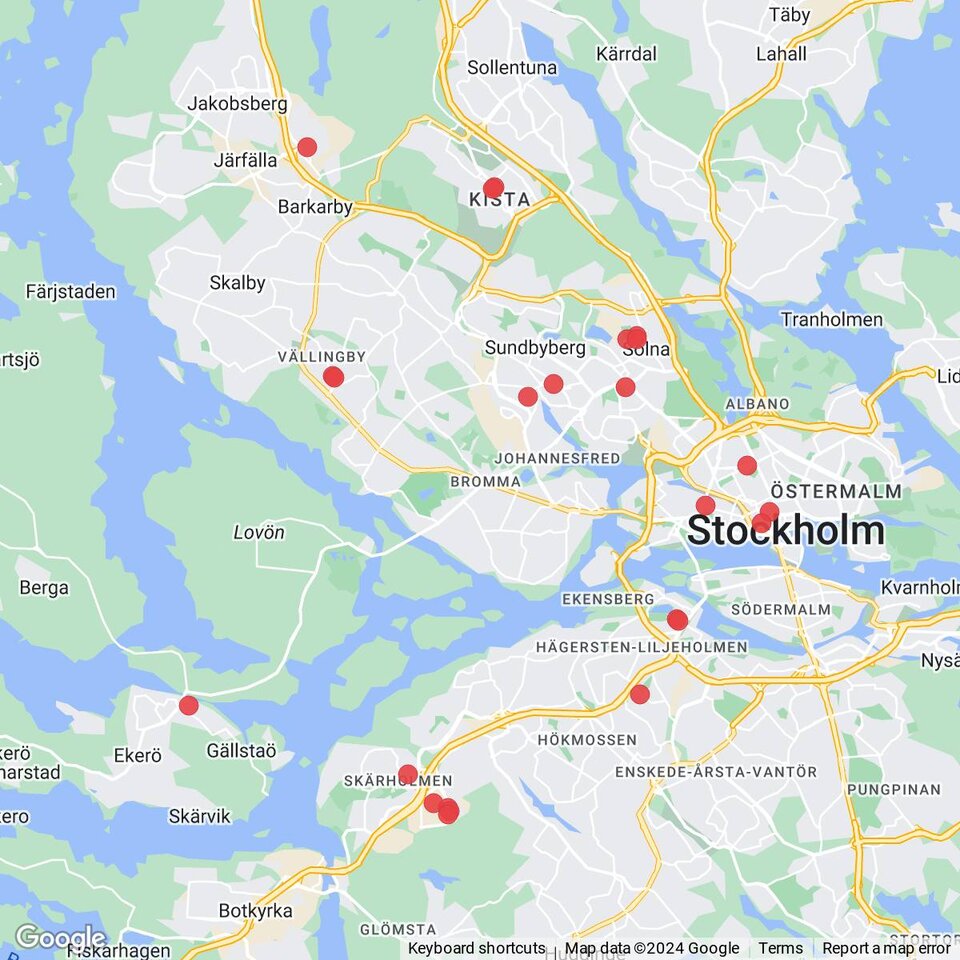 Butiker med rea-varor nära Drottningholm, Uppland