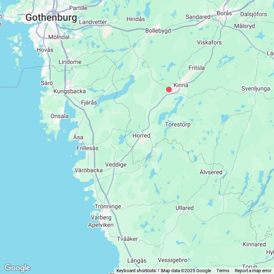 Butiker med rea-varor nära Gråbo, Västergötland