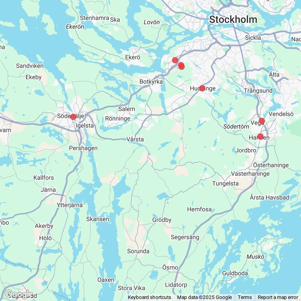 Butiker med rea-varor nära Hölö, Södermanland