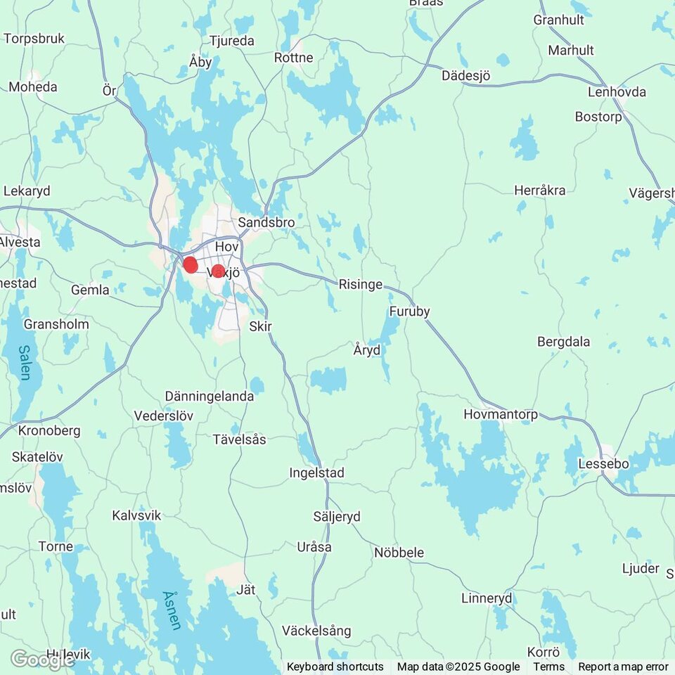 Butiker med rea-varor nära Hovmantorp, Småland