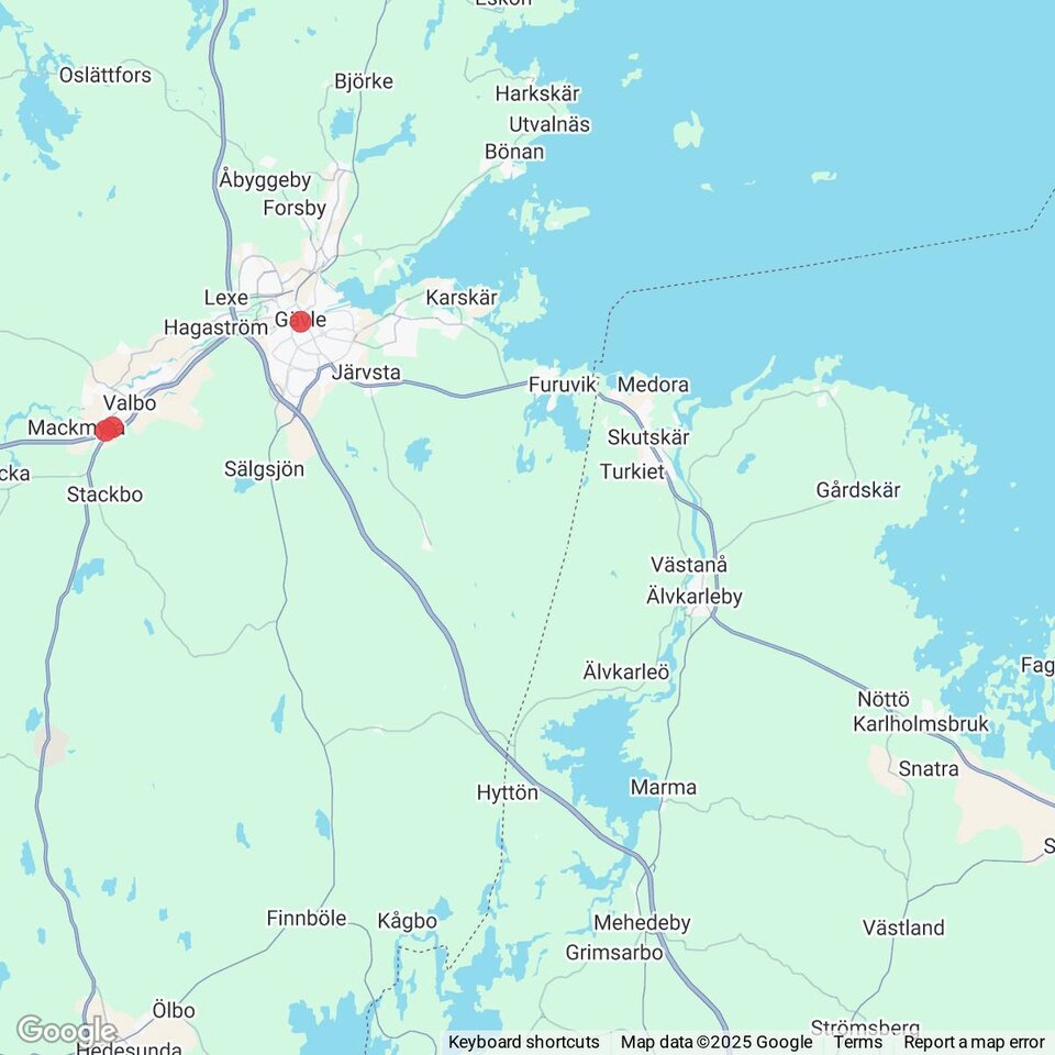 Butiker med rea-varor nära Karlholmsbruk, Uppland