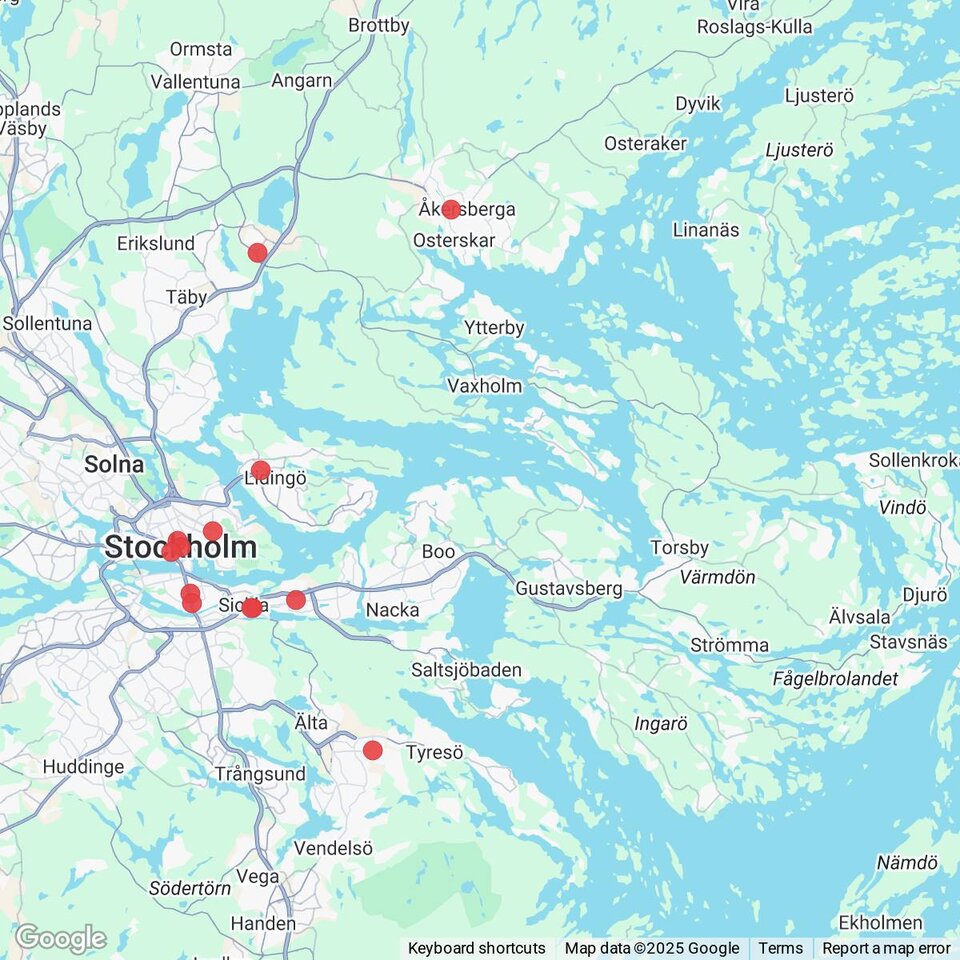 Butiker med rea-varor nära Kopparmora, Uppland