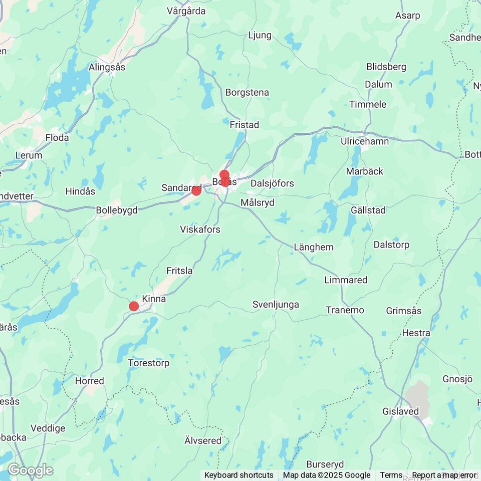 Butiker med rea-varor nära Limmared, Västergötland