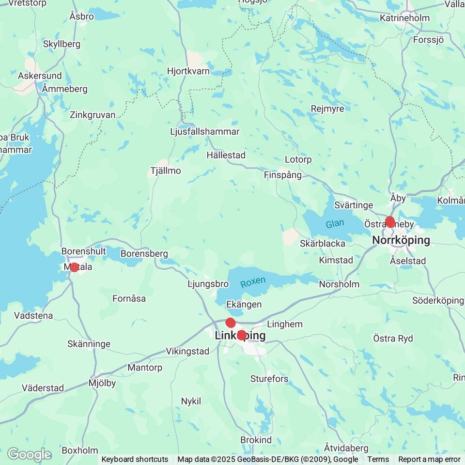 Butiker med rea-varor nära Ljusfallshammar, Östergötland