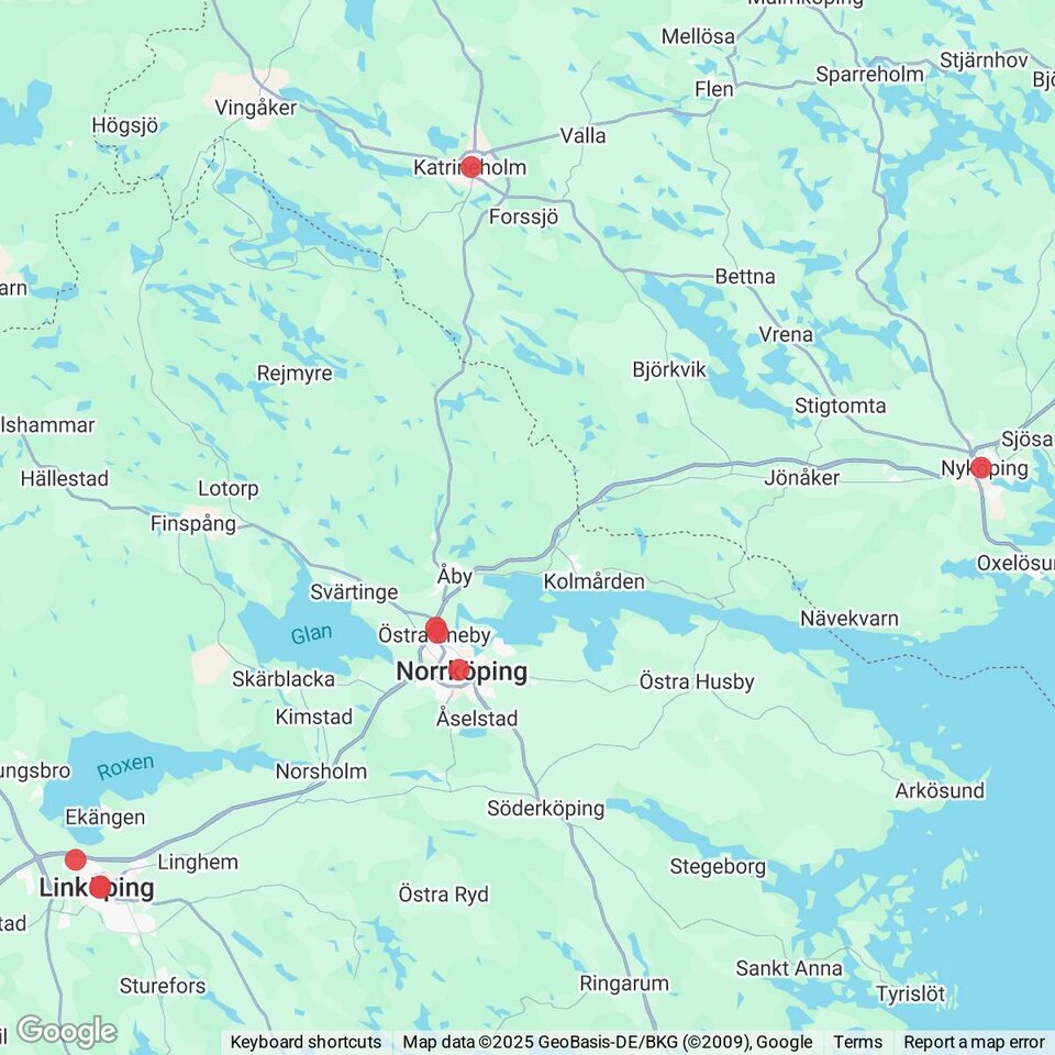 Butiker med rea-varor nära Marbystrand, Östergötland