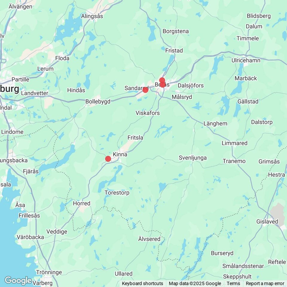 Butiker med rea-varor nära Östra Frölunda, Västergötland