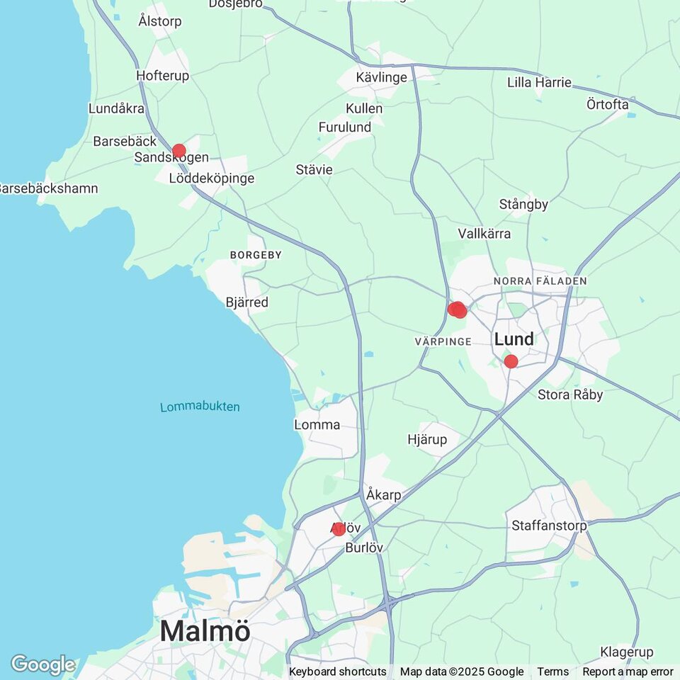 Butiker med rea-varor nära Sandskogen, Skåne