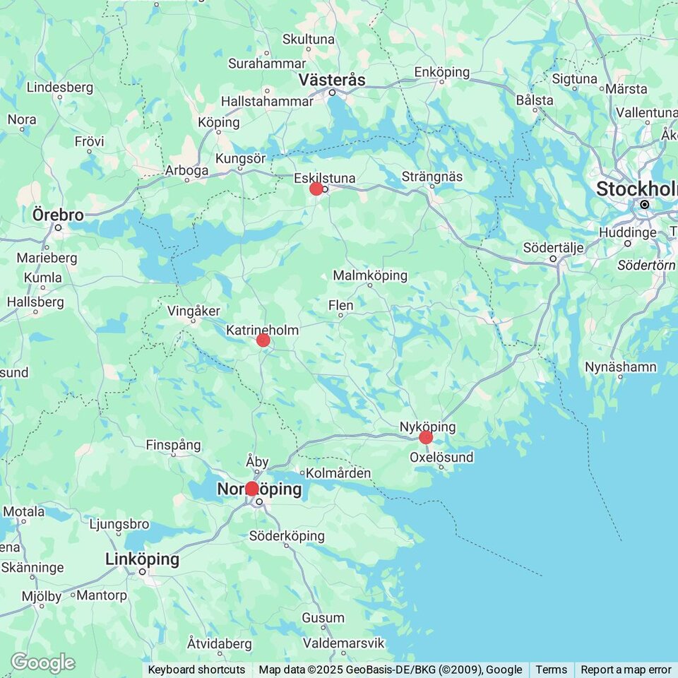 Butiker med rea-varor nära Sköldinge, Södermanland