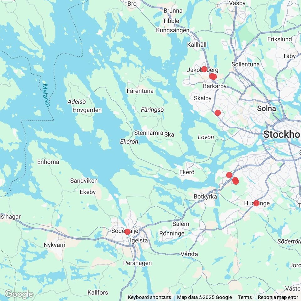 Butiker med rea-varor nära Stensättra tomtområde, Södermanland