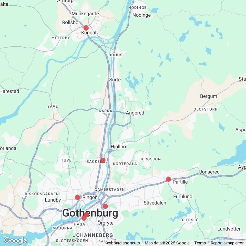 Butiker med rea-varor nära Surte, Västergötland