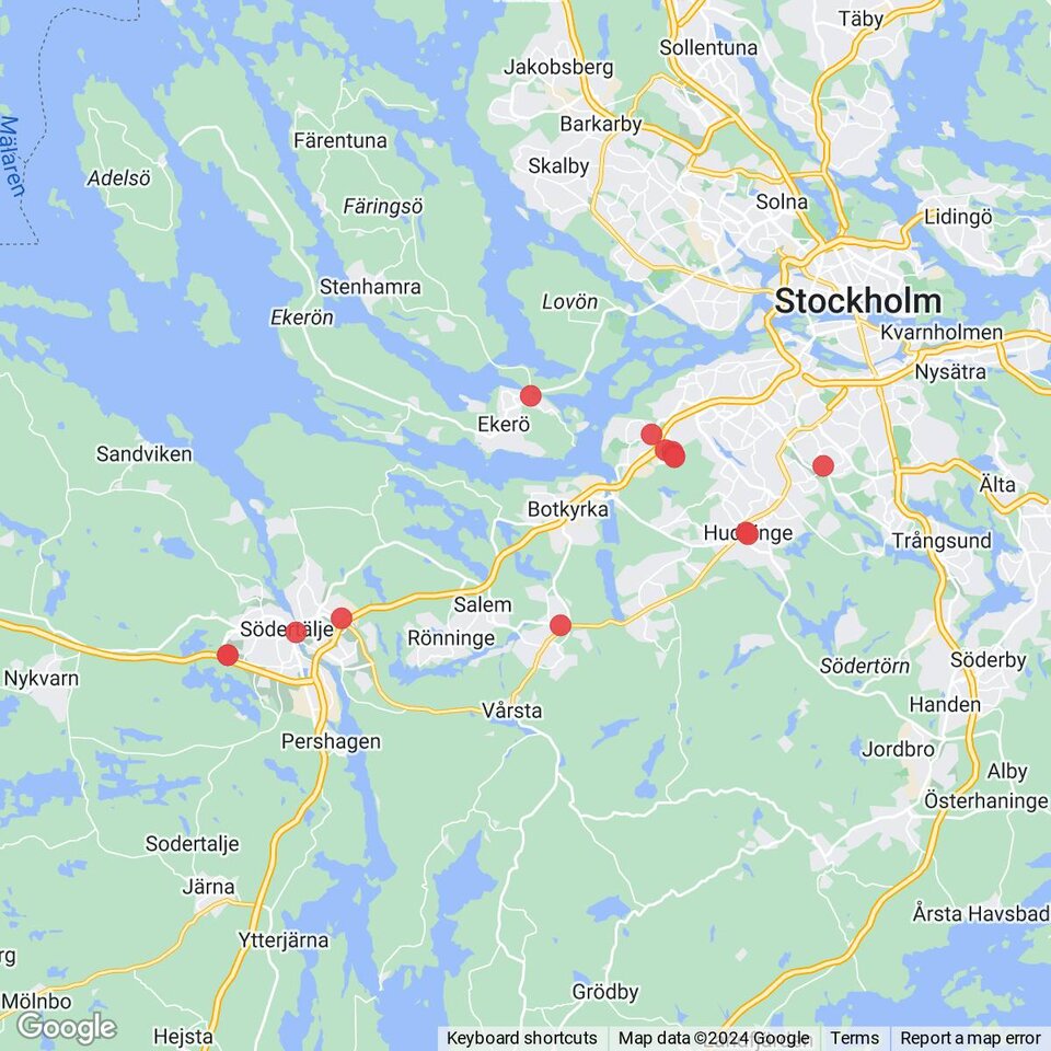 Butiker med rea-varor nära Tumba, Södermanland